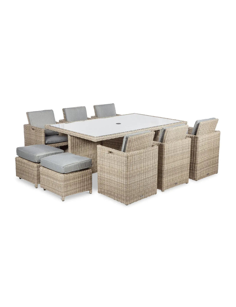 oyalcraft Wentworth 10 seater cube dining set on white background