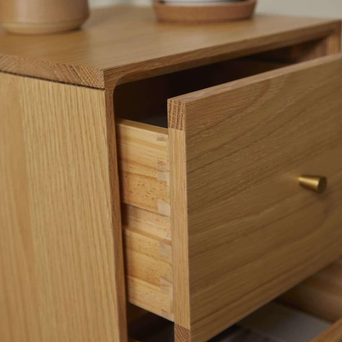Wright Narrow Oak Bedside Table - Zalynco
